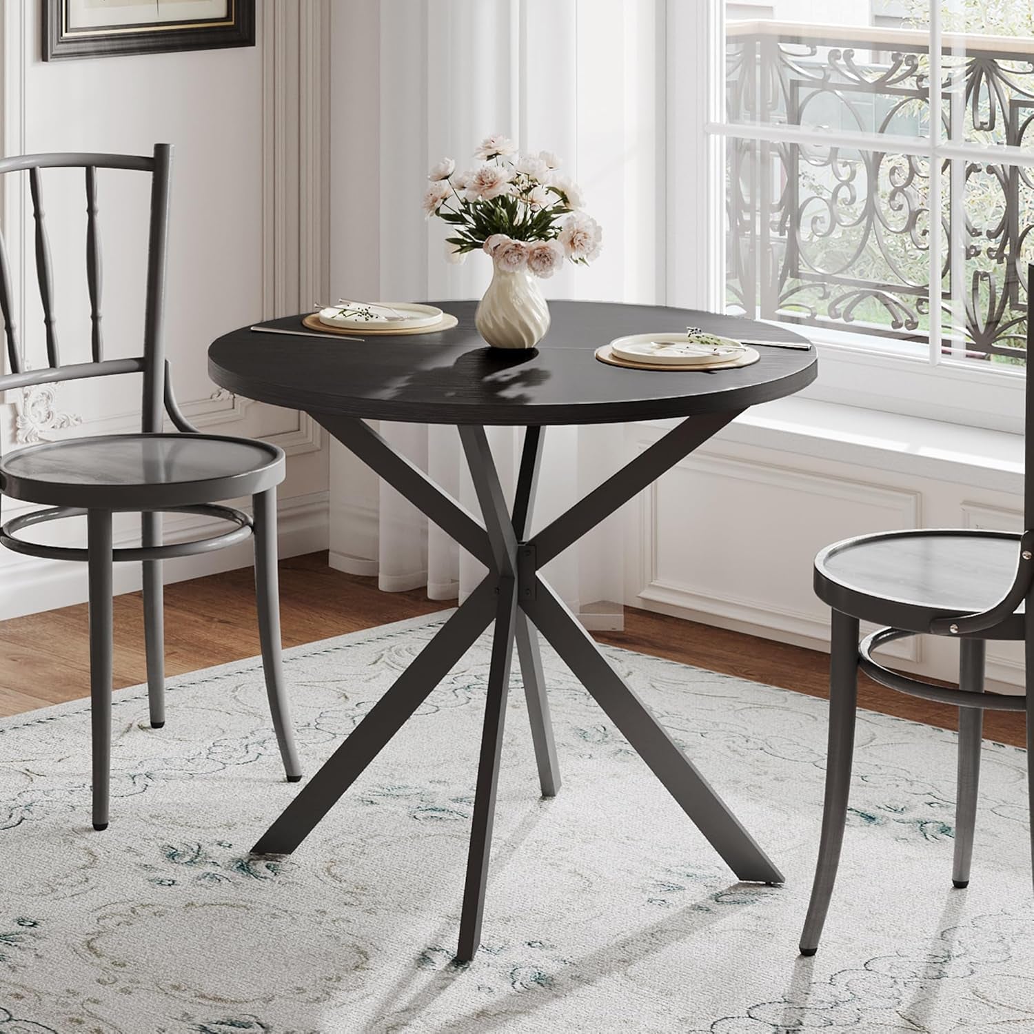 round Dining Table for 2, Farmhouse Wood Kitchen Table, Circle Dinner Table for Kitchen & Dining Room, Small Space, 31.5In, Black