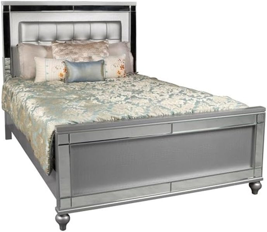 4-Piece Wood Queen Bedroom Set with Nightstand in Silver